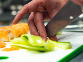 Por que ter mais de uma tábua de corte na cozinha